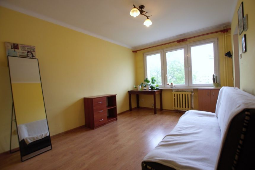 Kawalerka, III piętro, ul. Jagiellońska miniaturka 4