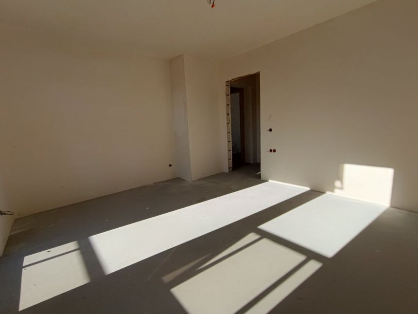 Niepowtarzalny apartament w ścisłym centrum miniaturka 14