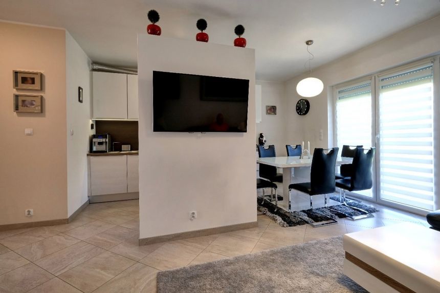 Bezczynszowe, z ogródkiem 150 m2 i garażem 17 m2 miniaturka 4