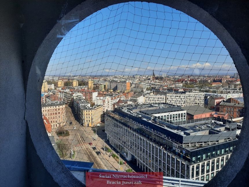 Wrocław Plac Grunwaldzki, 3 492 zł, 87.3 m2, wejście z klatki schodowej - zdjęcie 1
