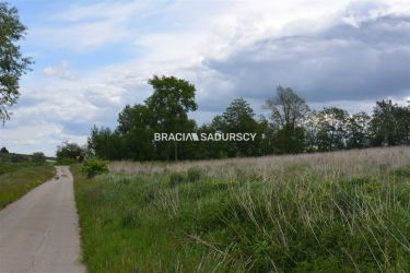 Działka w całości budowlana o pow.: 1313 m2