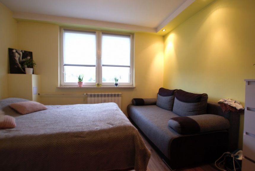 Bocianek, 2 pokoje, balkon, po remoncie miniaturka 3