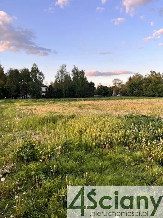 Święcice, 900 000 zł, 20 ar, woda w drodze - zdjęcie 1