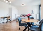 Jasna i wygodna kawalerka w apartamentowcu miniaturka 2