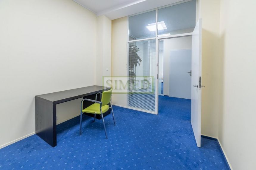 Biurowiec,parking, dostęp24,ochrona,światłowód miniaturka 5
