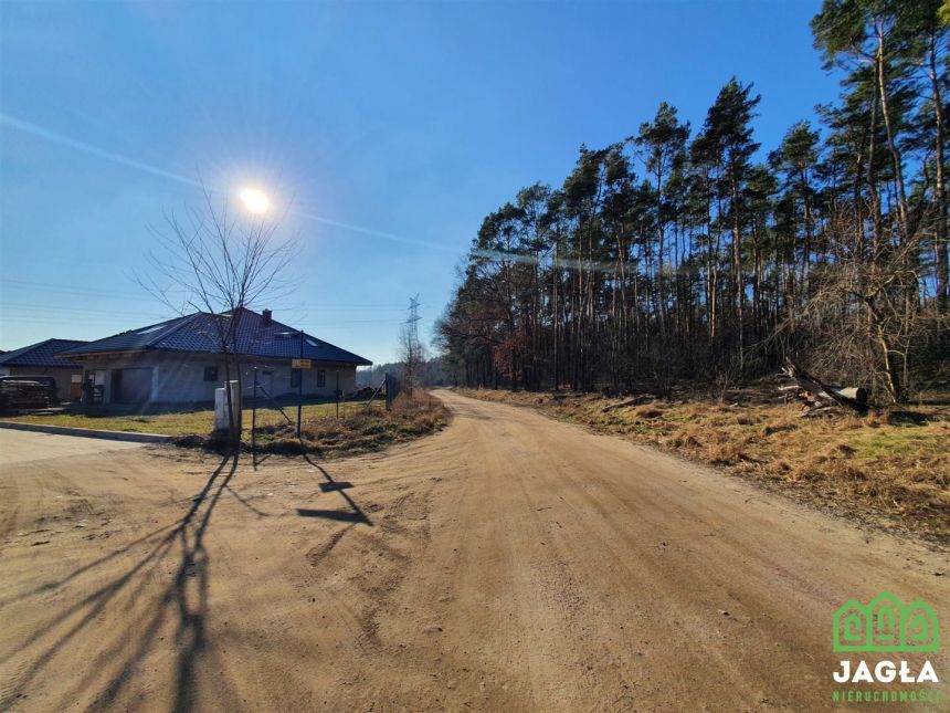 Murowaniec działka 880m2 -wylane fundamenty miniaturka 12