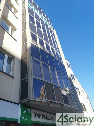 Lokal biurowy w centrum Warszawy z garażami !!!