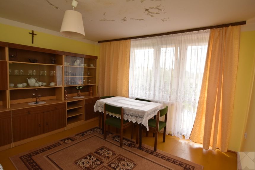 Sprzedam dom z dużą działką w atrakcyjnej cenie miniaturka 9