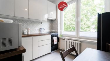 M- 3-POK. OS. SŁONECZNE 47 M BALKON PIWNICA CICHO