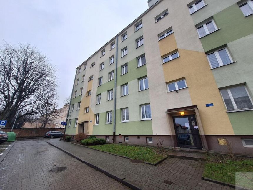 Mieszkanie na zadbanym osiedlu ul. Łukasińskiego miniaturka 1