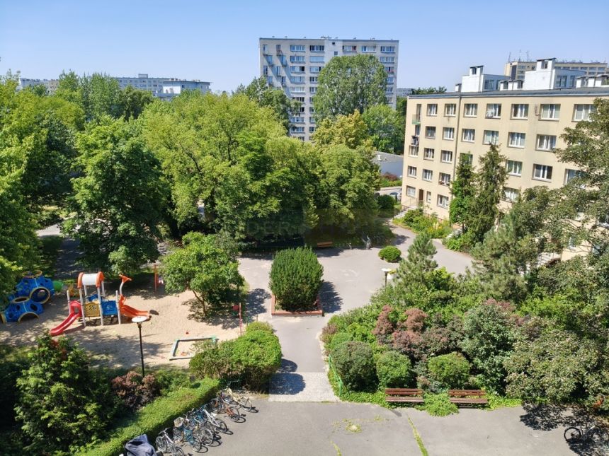 2 pokoje z garderobą po remoncie miniaturka 15