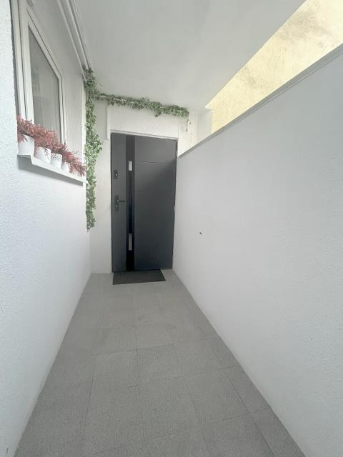 Ciche, wyposażone, przy Metrze miniaturka 15