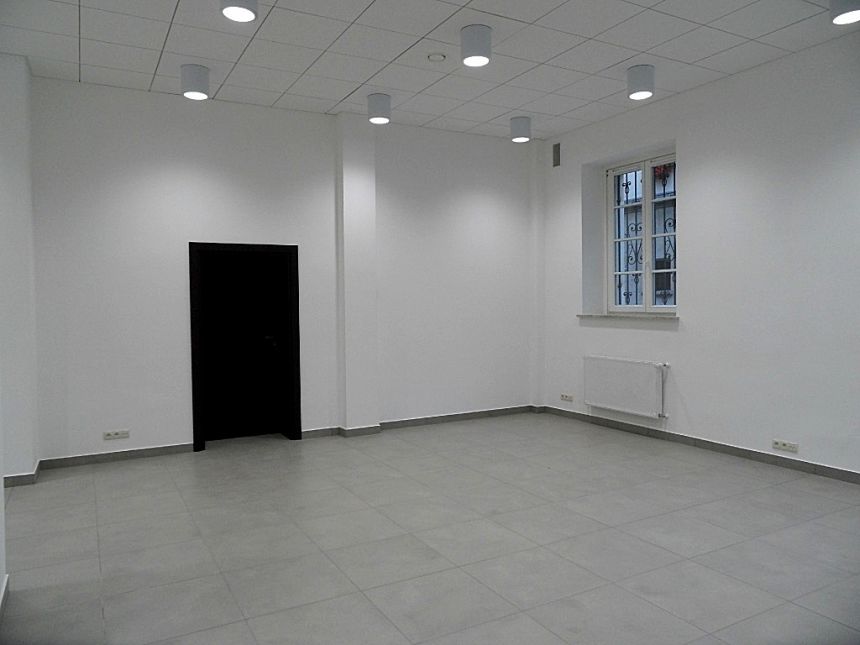 Wynajem lokal użytkowy handl-usług-gastron. 115m2. miniaturka 2