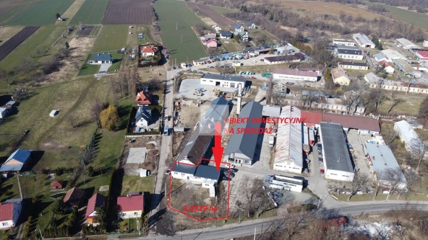 Obiekt handlowy przy ul. Herburtów Przemyśl miniaturka 2