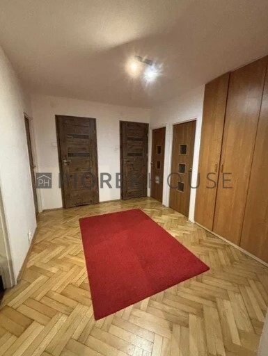 4-pokojowe mieszkanie na Pradze-Północ miniaturka 2