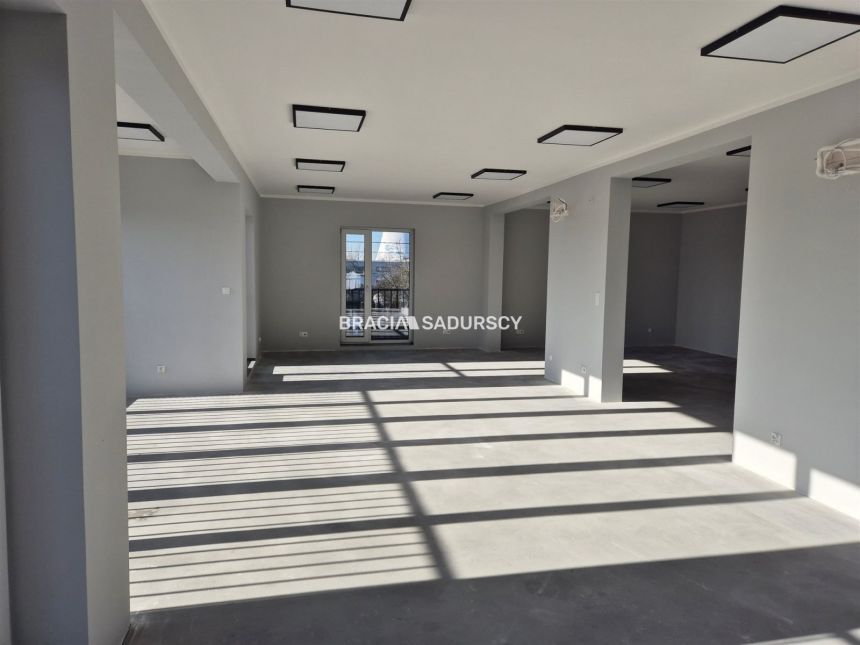 Wolnostojący obiekt biurowy- 300m2!!! miniaturka 11
