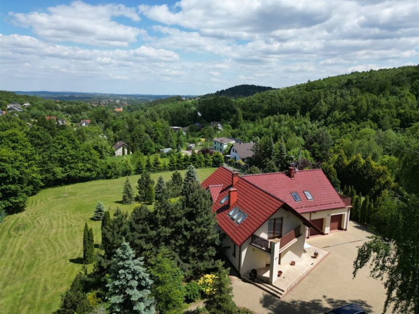 Zadbany dom w Bęczarce o pow. 200m². miniaturka 4