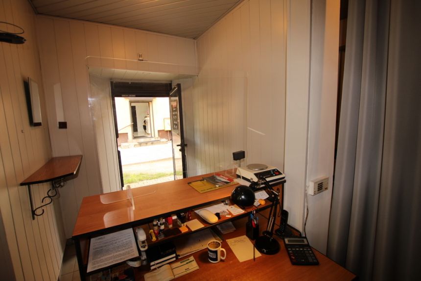 Pawilon na wynajem w atrakcyjnej lokalizacji miniaturka 9