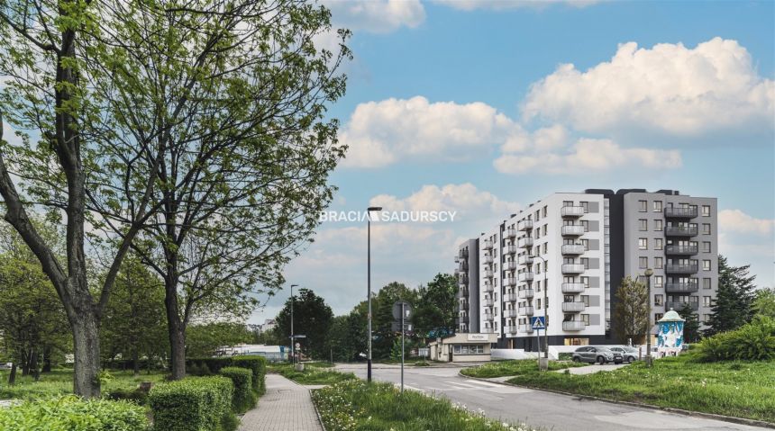 69m2 3pok+os kuchnia 2 balkony Bieżanów-Prokocim miniaturka 6