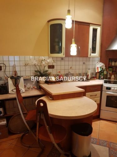 Elegancki Apartament z Tarasem i Kominkiem