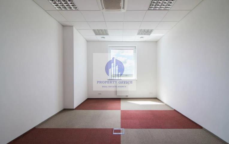 Włochy: biuro 71,28 m2 miniaturka 2
