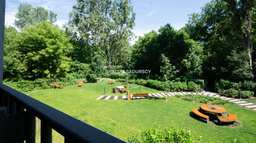 Śliczne 2 pokoje z widokiem na park | ul. Lema miniaturka 16