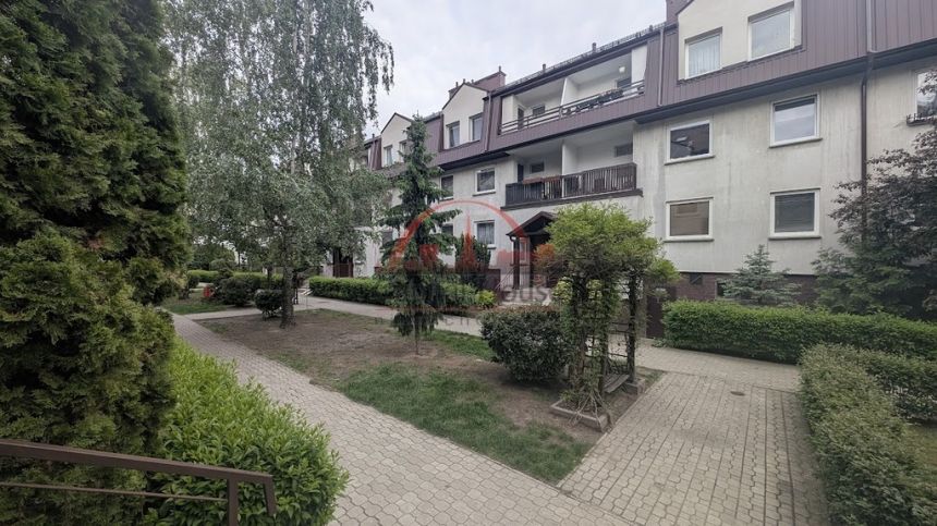 2 pok. za zamkniętym  osiedlu+piwnica+m.postojowe miniaturka 14