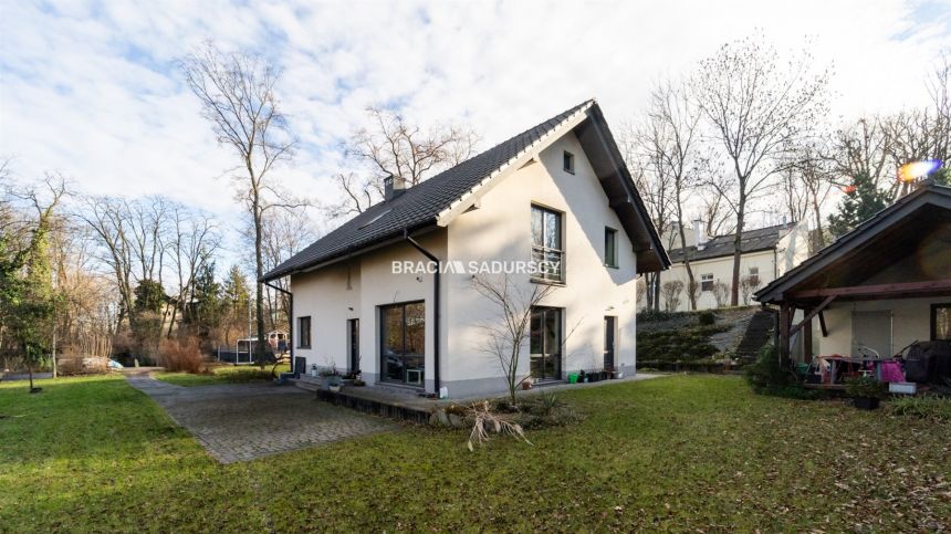 Sprzedam dom z piękną działką przy parku/Wola Duch miniaturka 32
