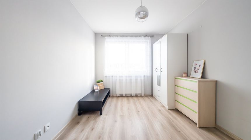 3 pok z dużym balkonem ul. Dębskiego. miniaturka 6