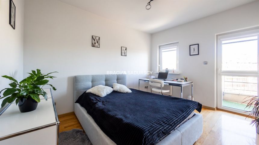 Nowoczesny salon 40m2/2balkony/garaz/piwnica miniaturka 10
