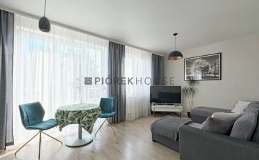 4-pokojowe mieszkanie w Markach