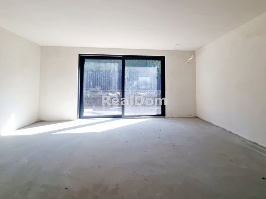 Apartament z ogrodem i parkingiem miniaturka 8