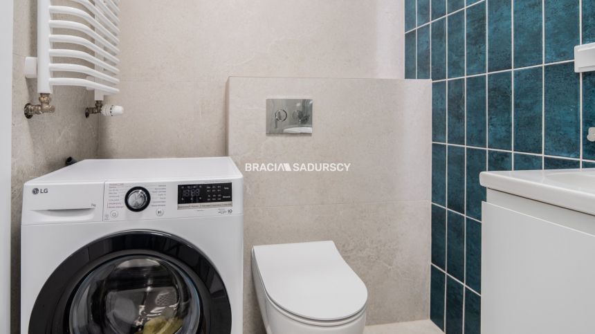 Nowoczesny i wygodny apartament z balkonem. miniaturka 11