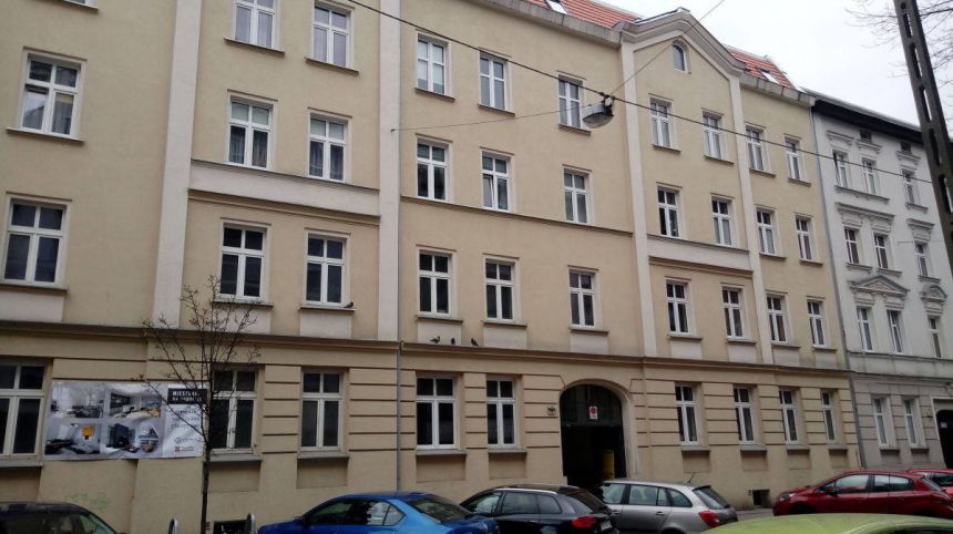 ładna kawalerka, doskonała lokalizcja miniaturka 18