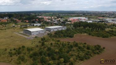 Teren 1,7672 ha z warunkami zabudowy pod 2 hale.