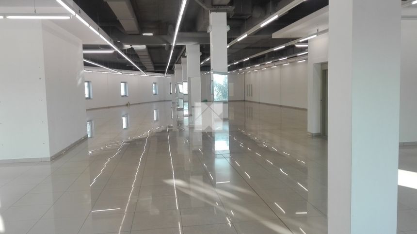 Wynajmę powierzchnię 720 m2  w Jarosławiu - zdjęcie 1