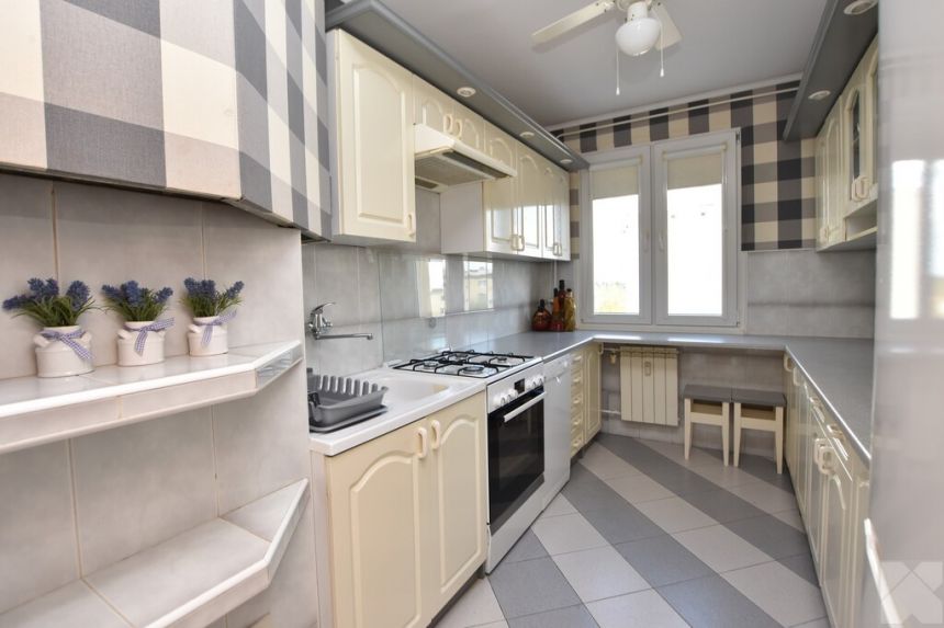 Eleganckie 3 pokojowe mieszkanie z balkonem miniaturka 13