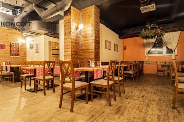 Wyposażony lokal gastronomiczny - Jagodno