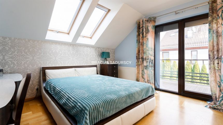 Centrum, Pychowice, zielona okolica, dom 7 pokoi miniaturka 29