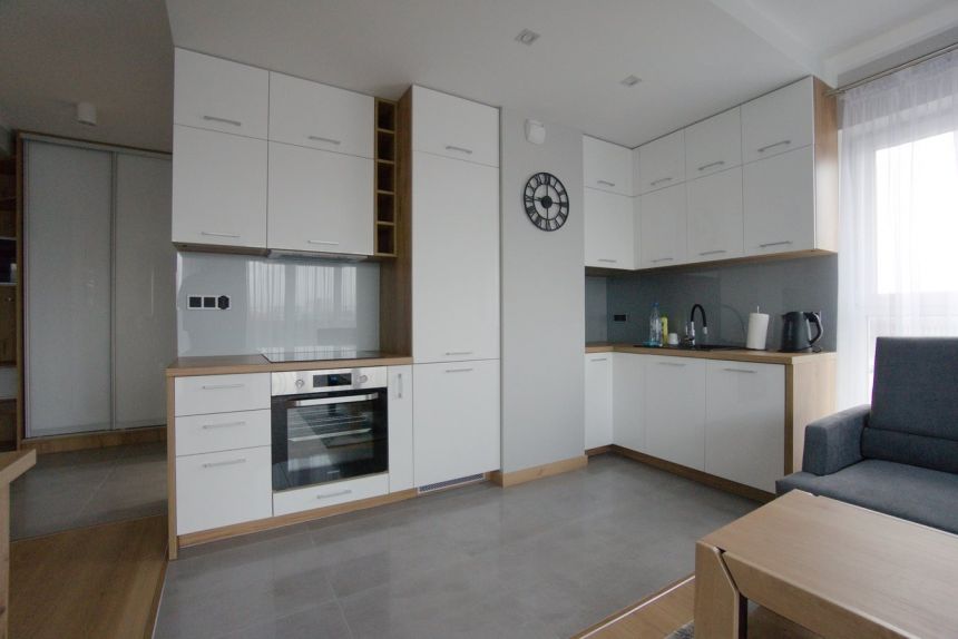 Apartament z garażem w wysokim standardzie miniaturka 4