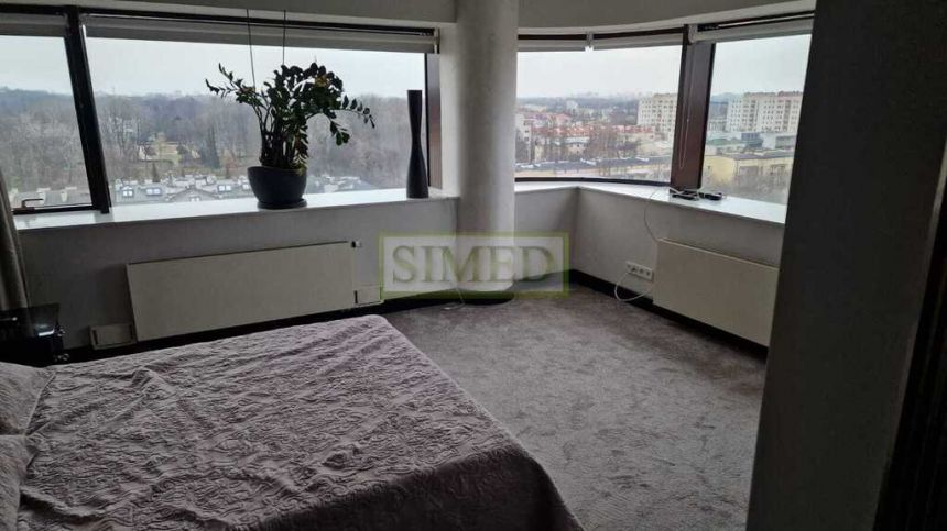 Penthouse w Rezydencji ,Łazienki Królewskie miniaturka 3