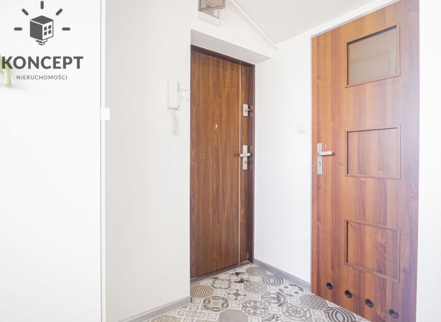 Kawalerka w ścisłym centrum – pl. Nowy Targ miniaturka 16