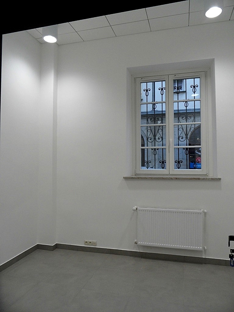 Wynajem lokal użytkowy handl-usług-gastron. 115m2. miniaturka 4