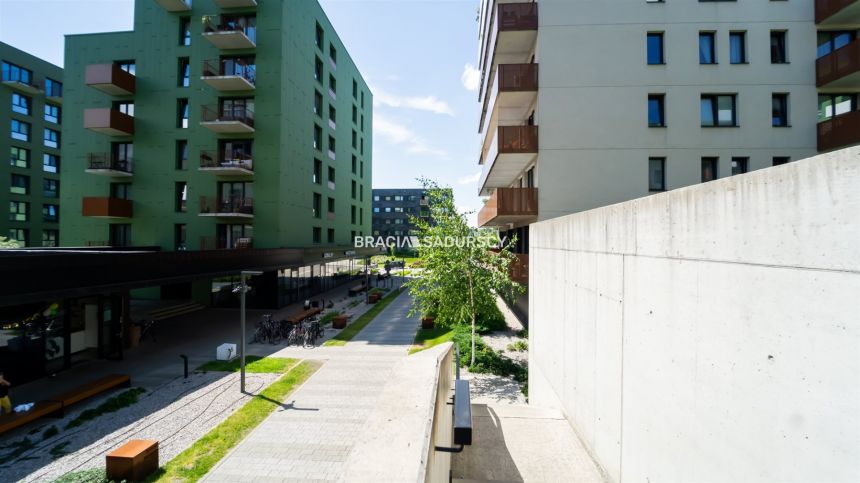 Bronowice, 30m2, budynek z 2019 roku miniaturka 15