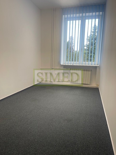Parter, parking, dostęp 24h ,ochrona,cisza miniaturka 6