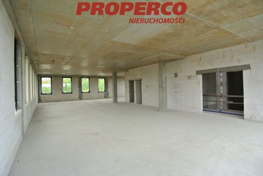 Budynek 758 m2, działka 1118m2, Białołęka Kobiałka miniaturka 3