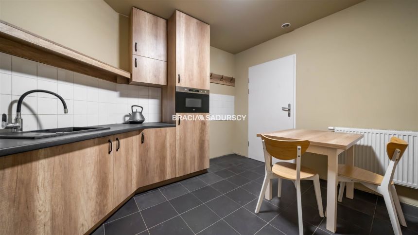 Lokal użytkowy- 340m2, rejon ul. Zakopiańskiej miniaturka 34