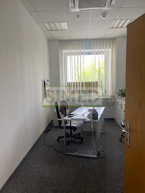 3 pokoje, biurowiec ,parking ,dostęp24h,własne wc miniaturka 2