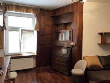 Ładna kawalerka blisko centrum