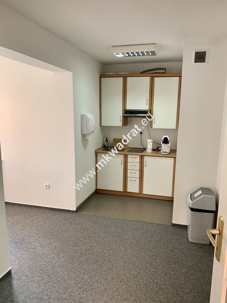 Ursus, duże biuro 187m2 + parking w cenie miniaturka 6